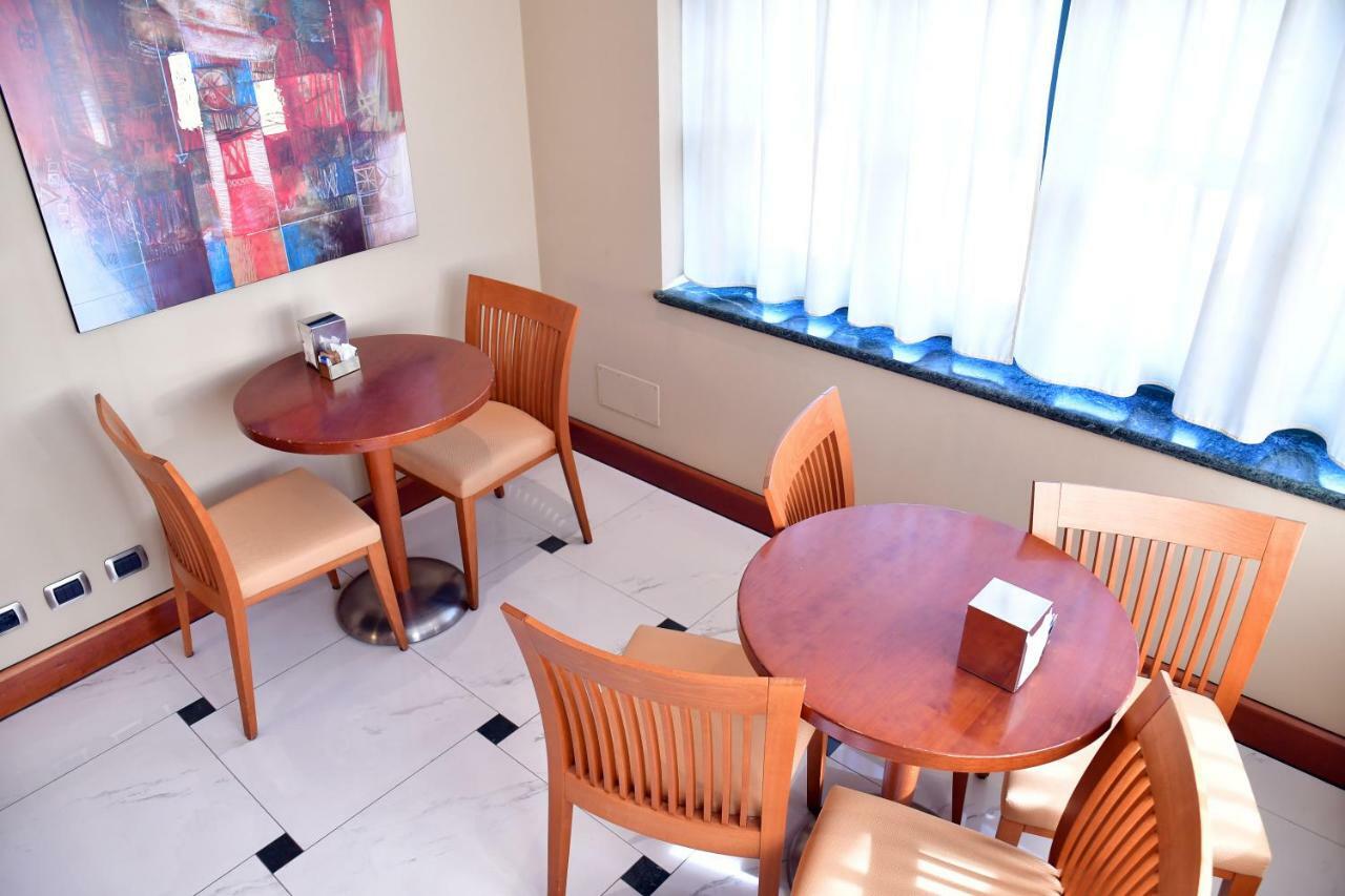 Albergo Ristorante San Marco Carmagnola Bagian luar foto