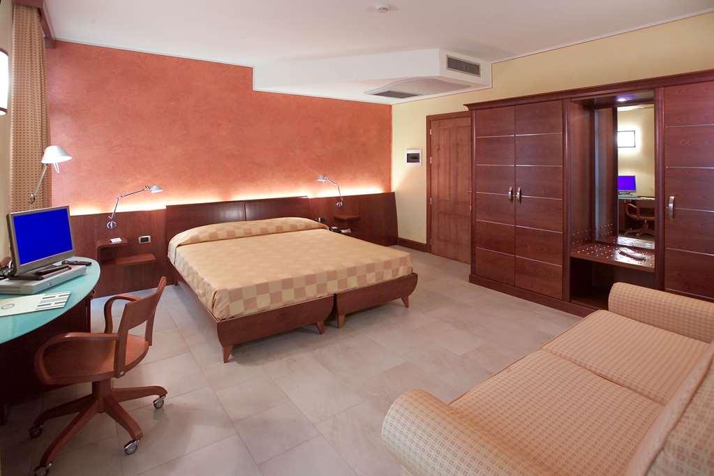 Albergo Ristorante San Marco Carmagnola Ruang foto